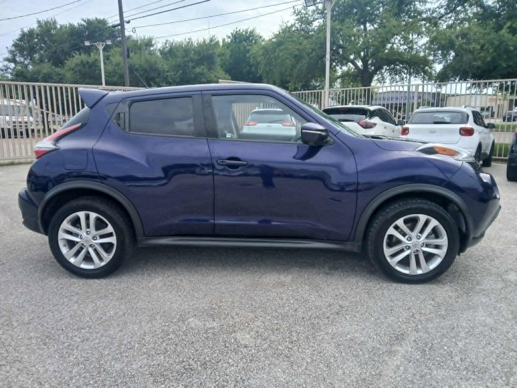 Used 2015 Nissan Juke SL FWD image 4