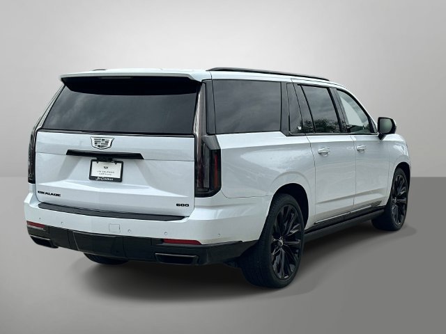 Used 2026 Cadillac Escalade ESV Platinum Sport w/ LPO, ONYX Package AWD/4WD image 26