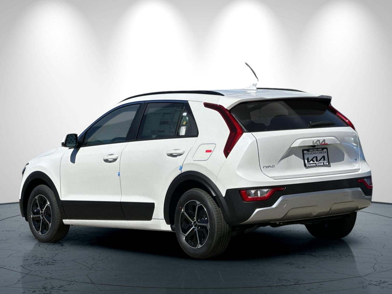 New 2026 Kia Niro LX FWD image 6