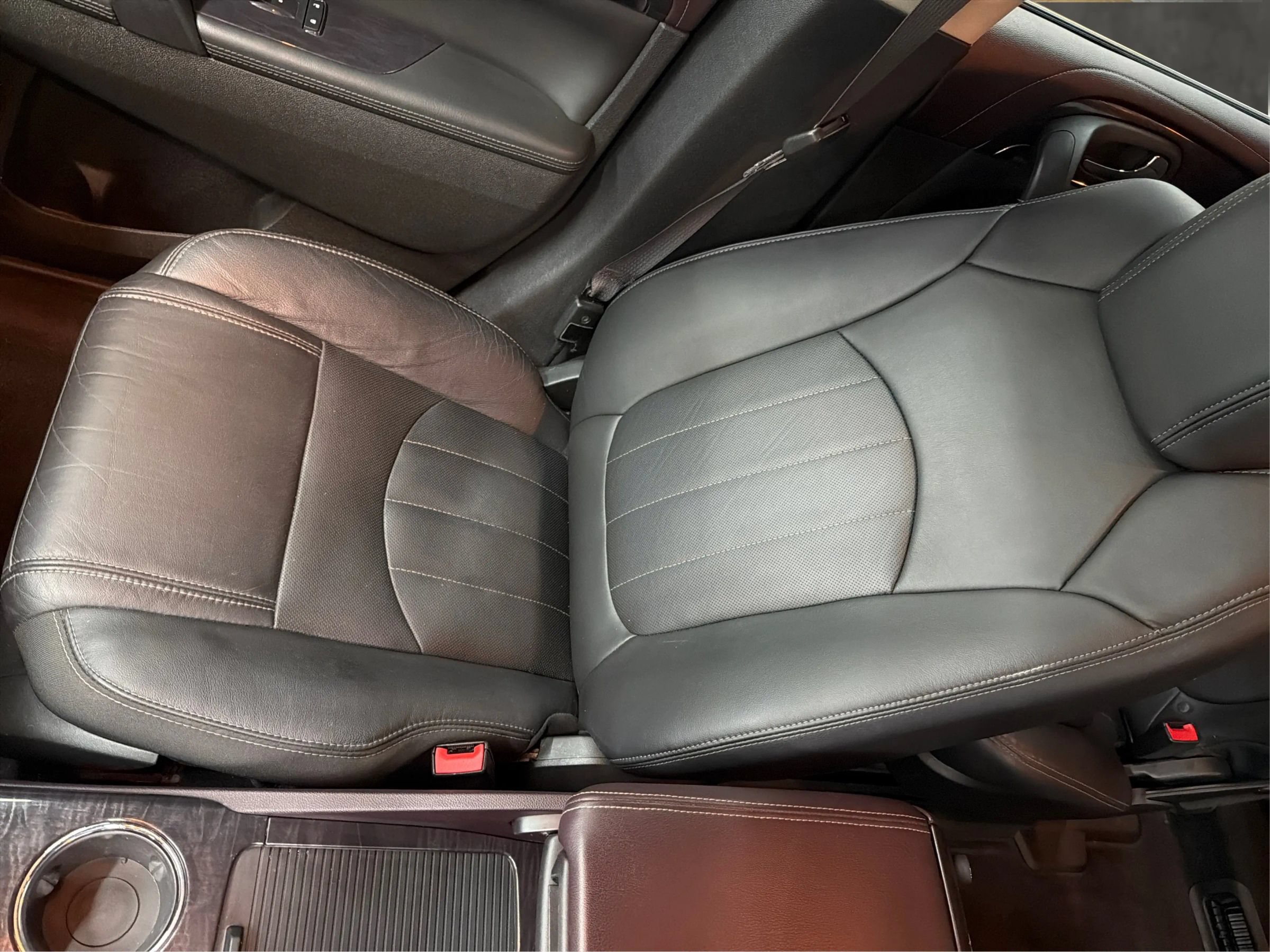 Used 2015 Buick Enclave Leather w/ Trailering Package FWD image 16