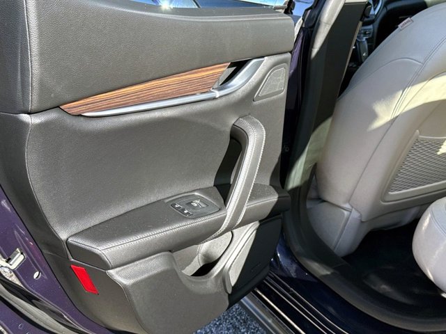 Used 2019 Maserati Ghibli RWD image 11