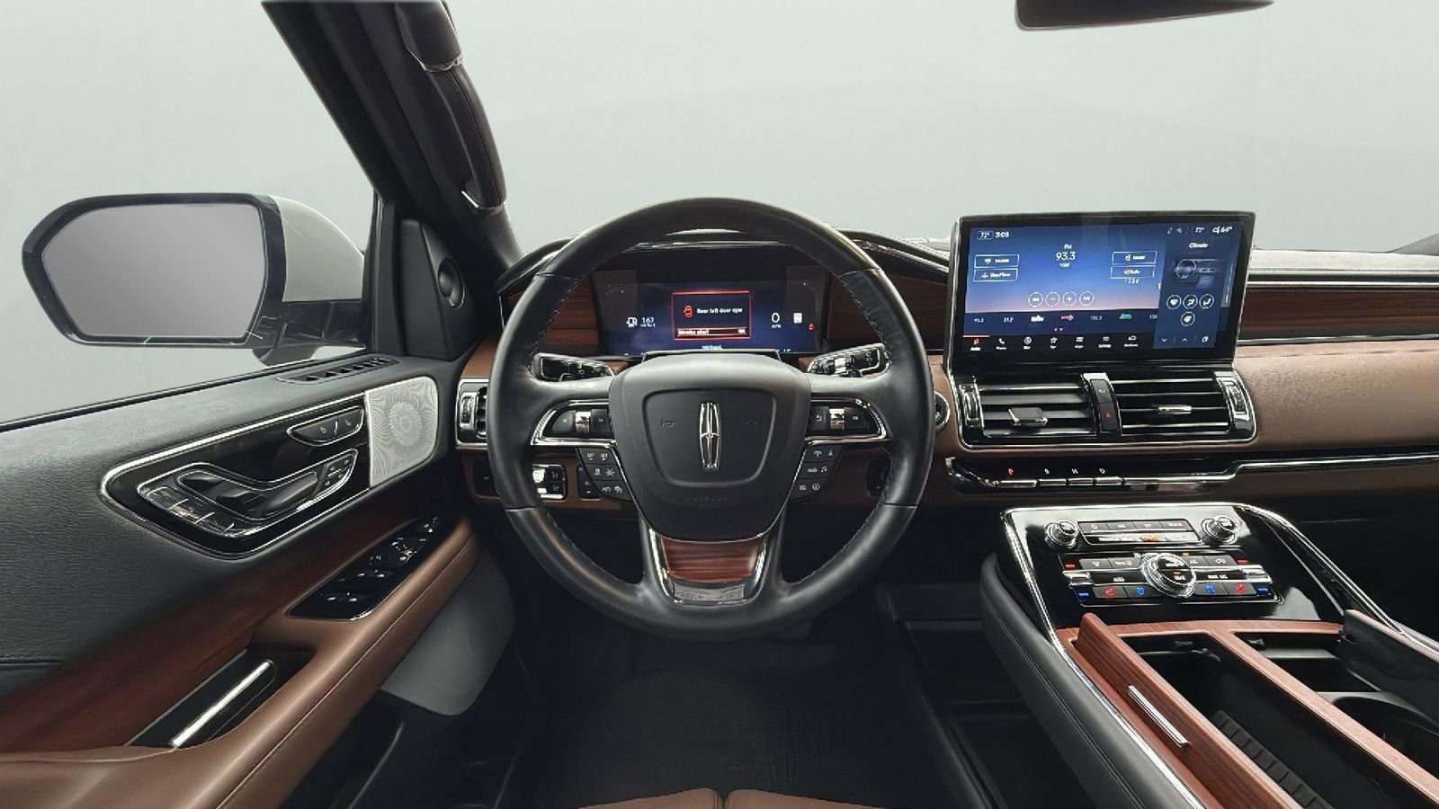 Certified 2024 Lincoln Navigator L Reserve image 13