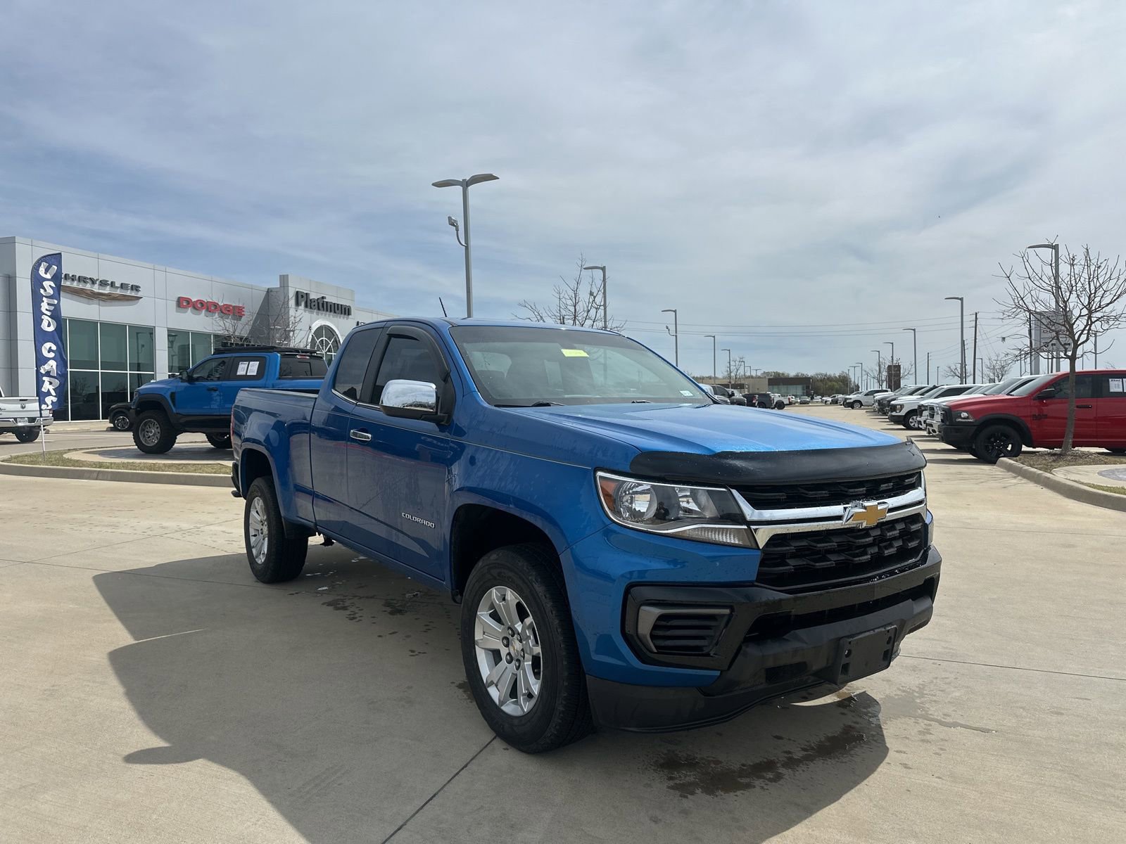 Used 2022 Chevrolet Colorado LT w/ Chrome Appearance Package image 7