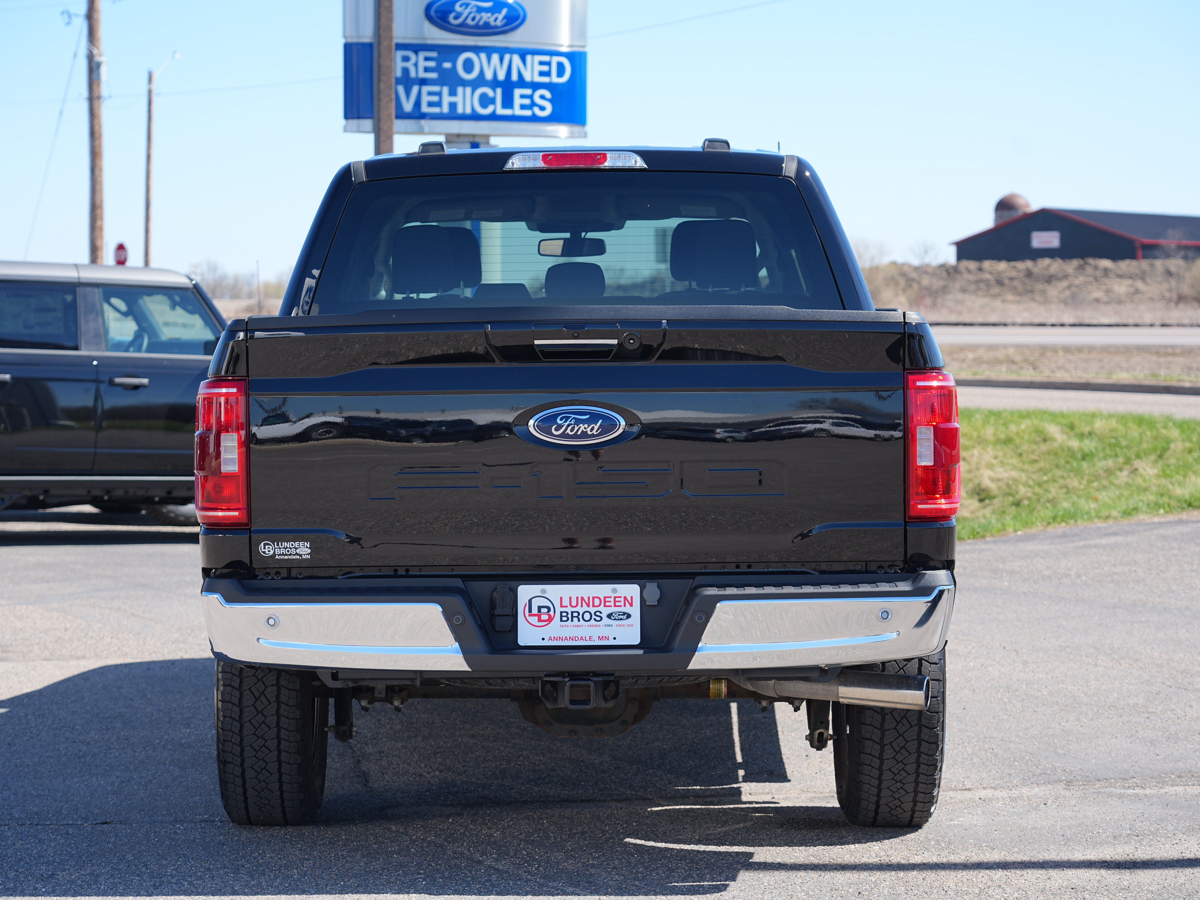 Used 2023 Ford F150 4x4 SuperCrew image 4
