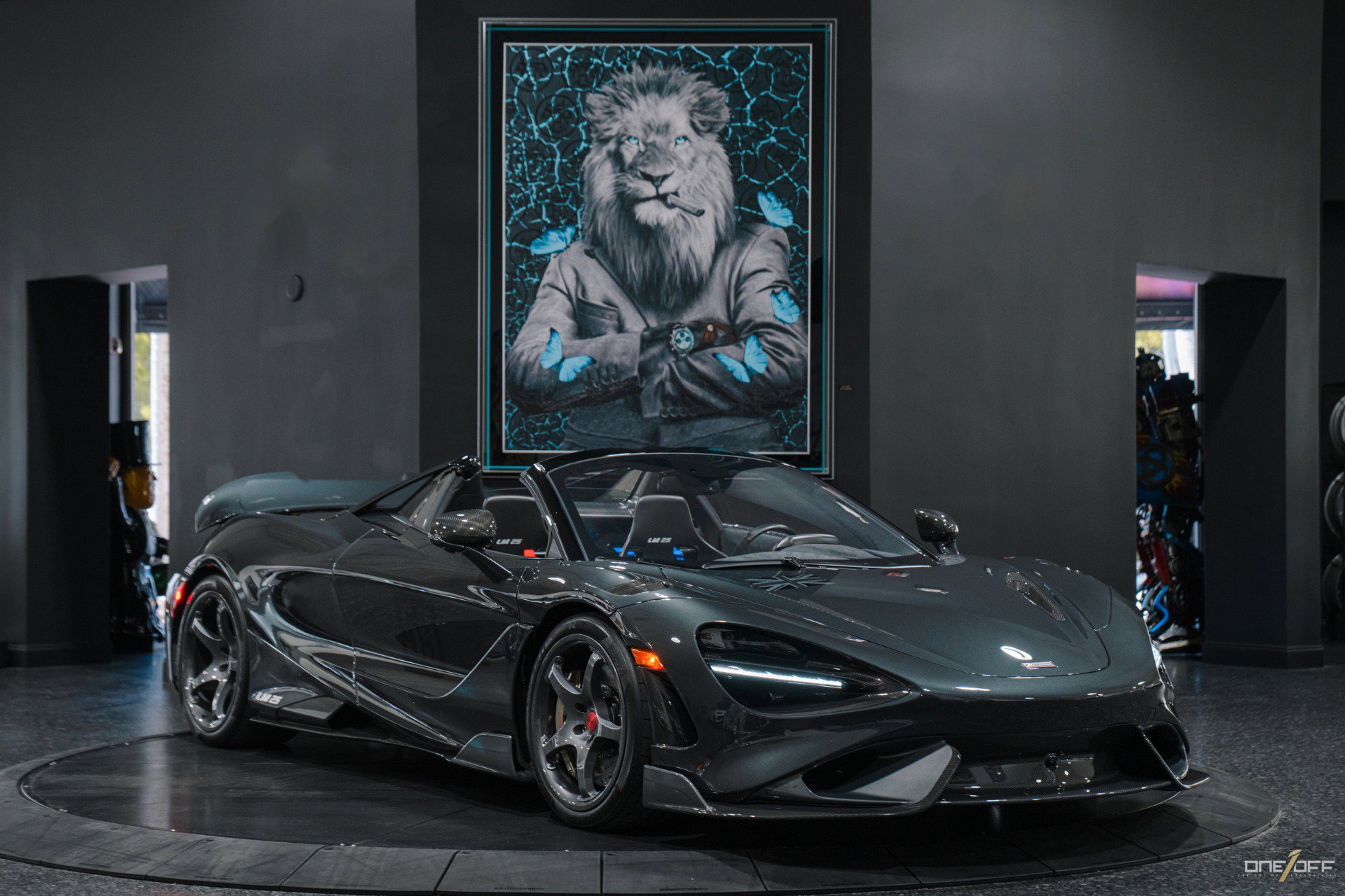 Used 2022 McLaren 765LT image 36