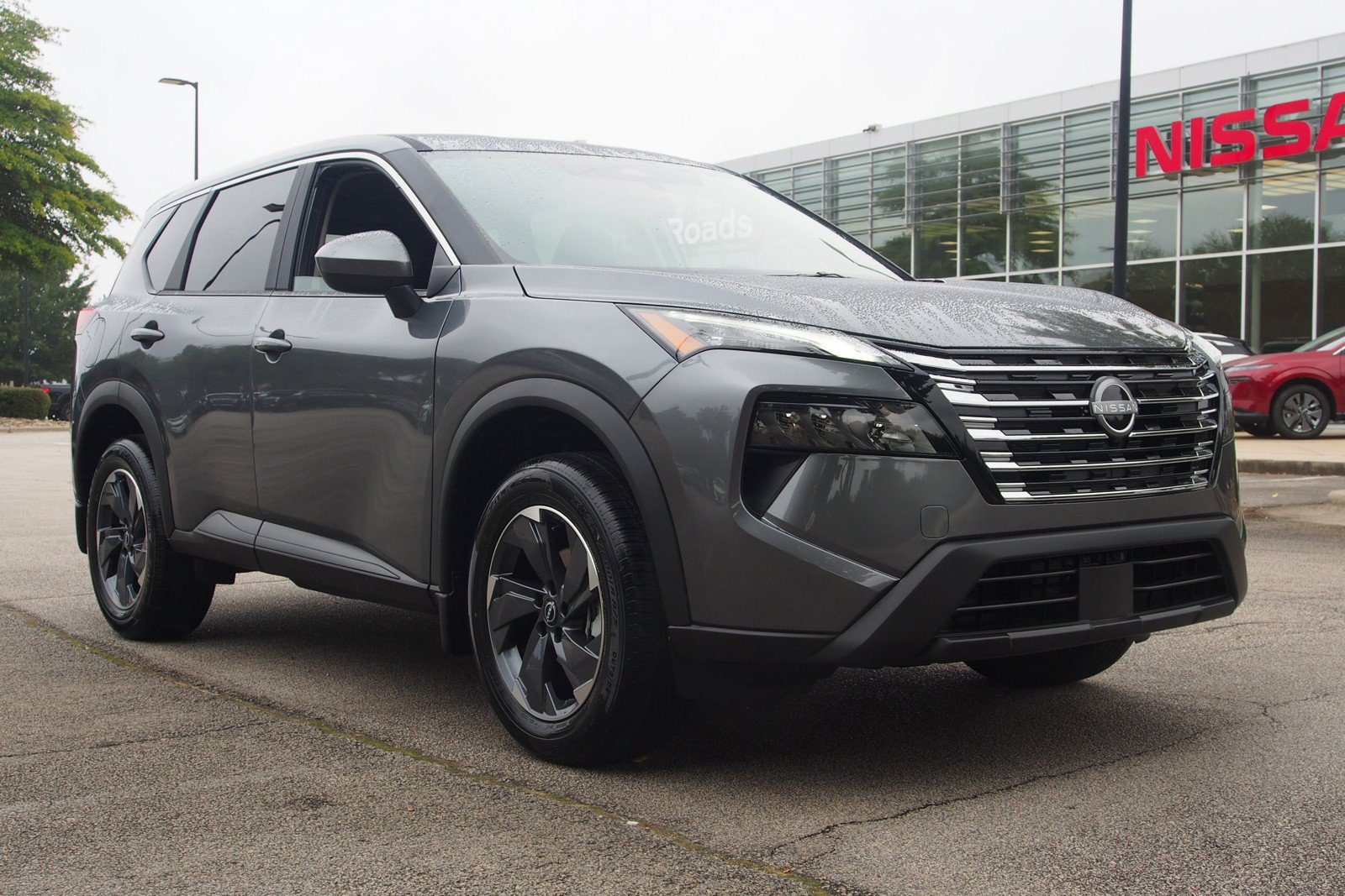 Used 2026 Nissan Rogue SV FWD image 1