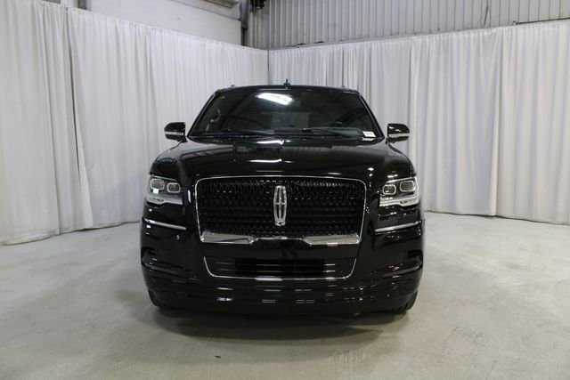 Certified 2023 Lincoln Navigator L Reserve AWD/4WD image 23