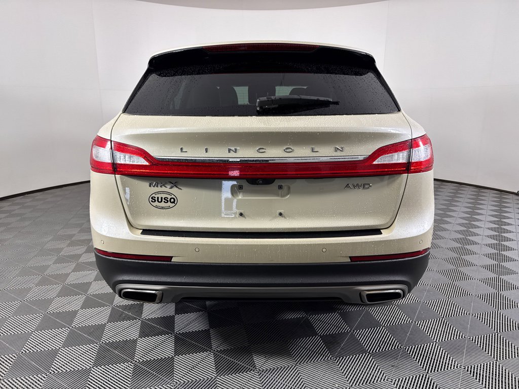 Used 2018 Lincoln MKX Reserve w/ Lincoln MKX Climate Package image 11