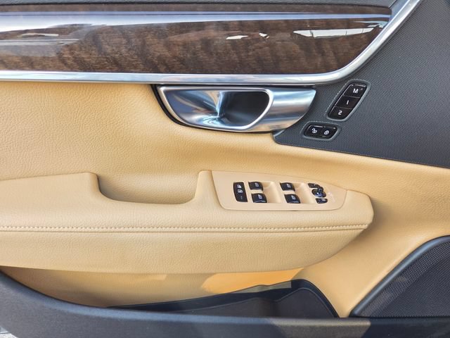 Used 2017 Volvo S90 T6 Momentum w/ Vision Package AWD/4WD image 42