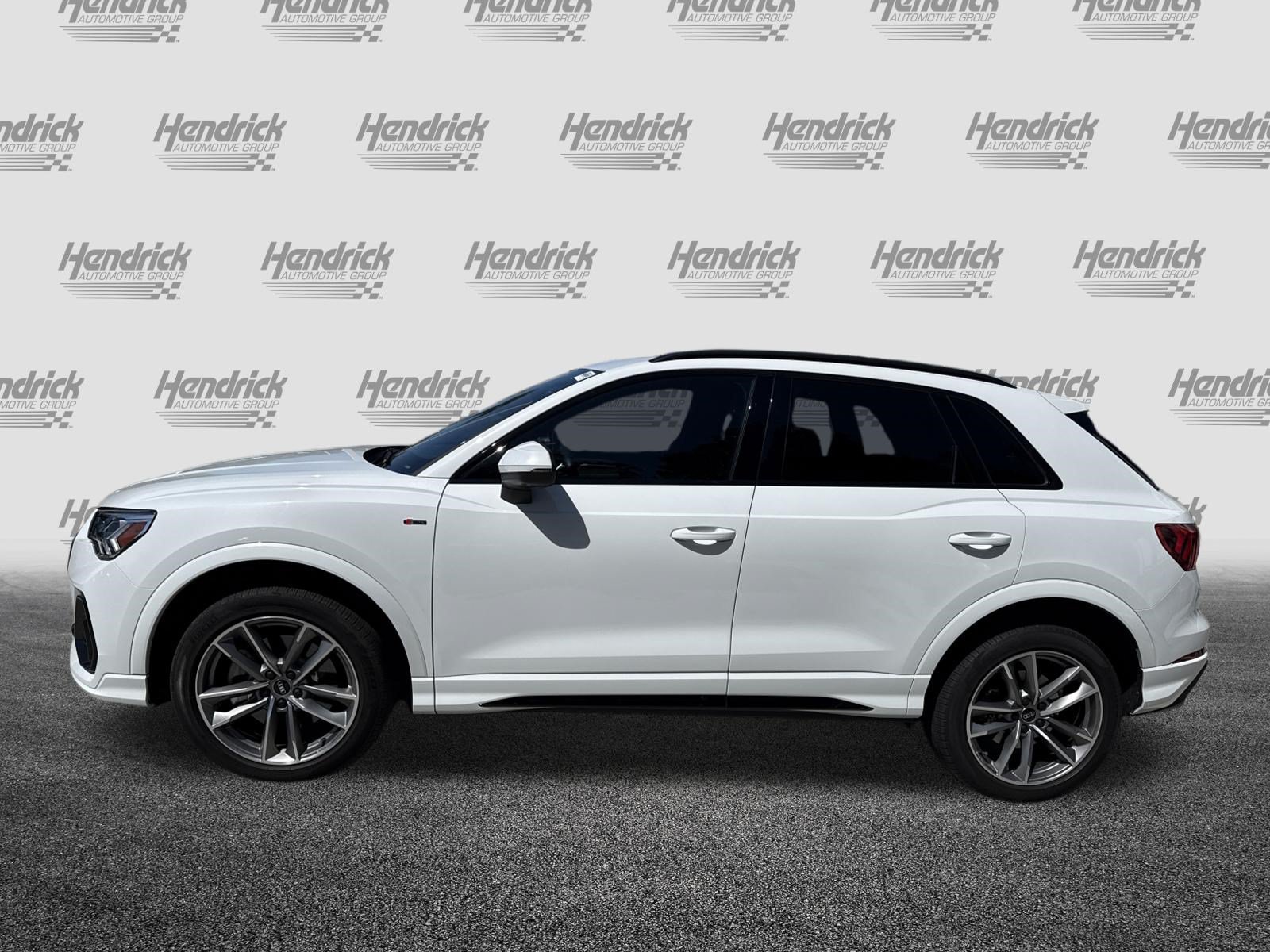 Used 2023 Audi Q3 2.0T Premium Plus AWD/4WD image 6