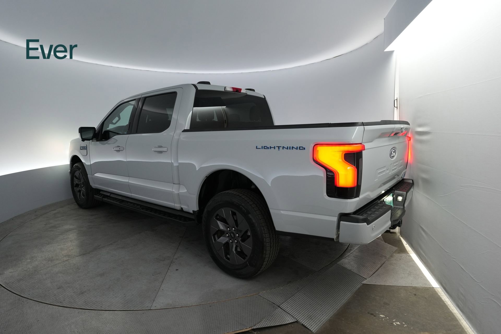 Used 2024 Ford F150 Lightning Flash image 3