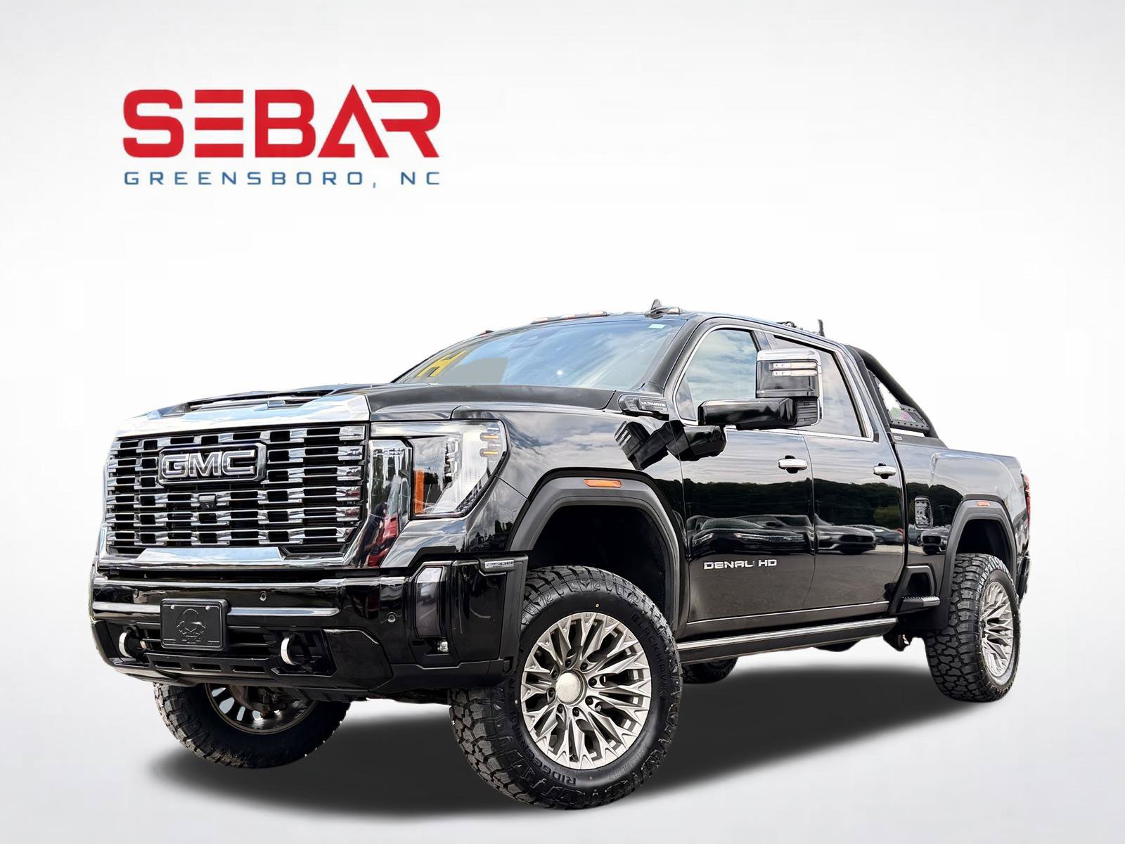 Used 2024 GMC Sierra 2500 Denali Ultimate w/ Max Trailering Package AWD/4WD image 1
