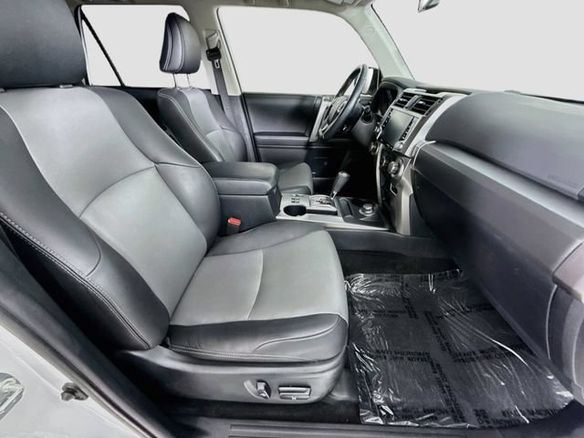 Certified 2024 Toyota 4Runner SR5 Premium AWD/4WD image 30