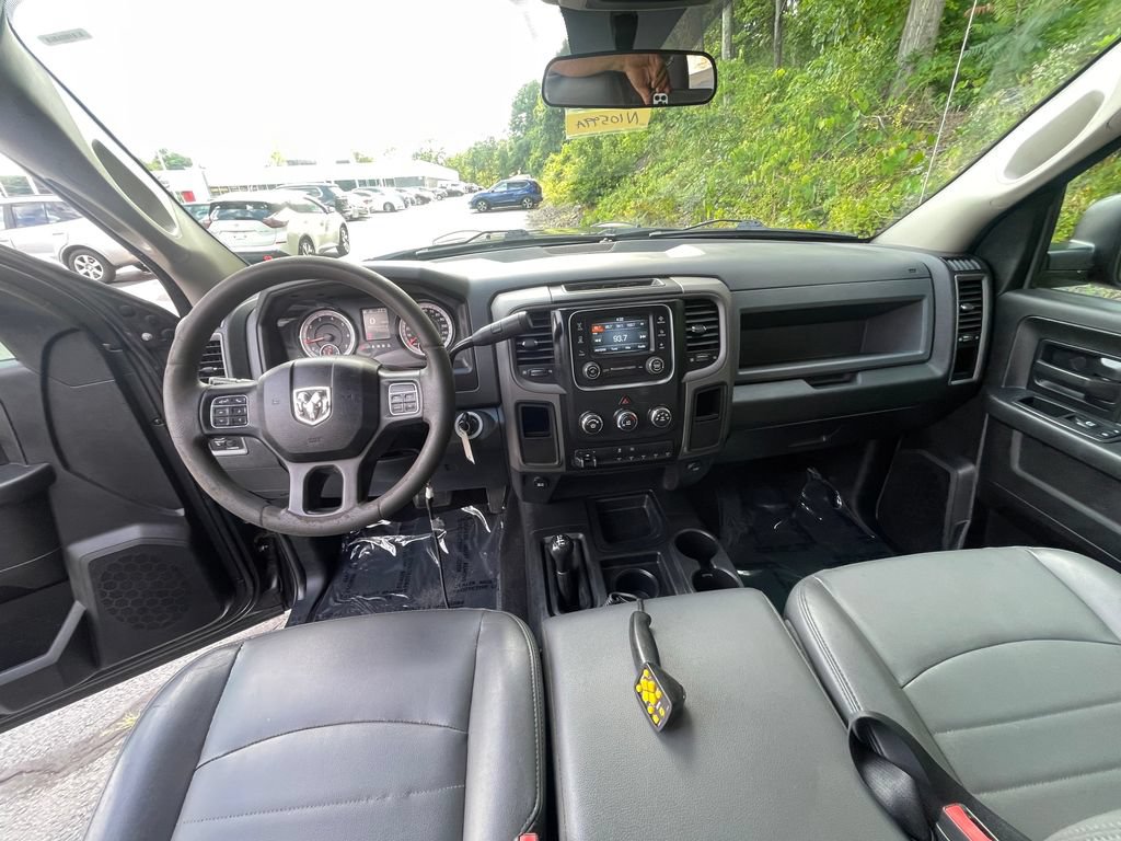 Used 2018 RAM 2500 ST AWD/4WD image 14