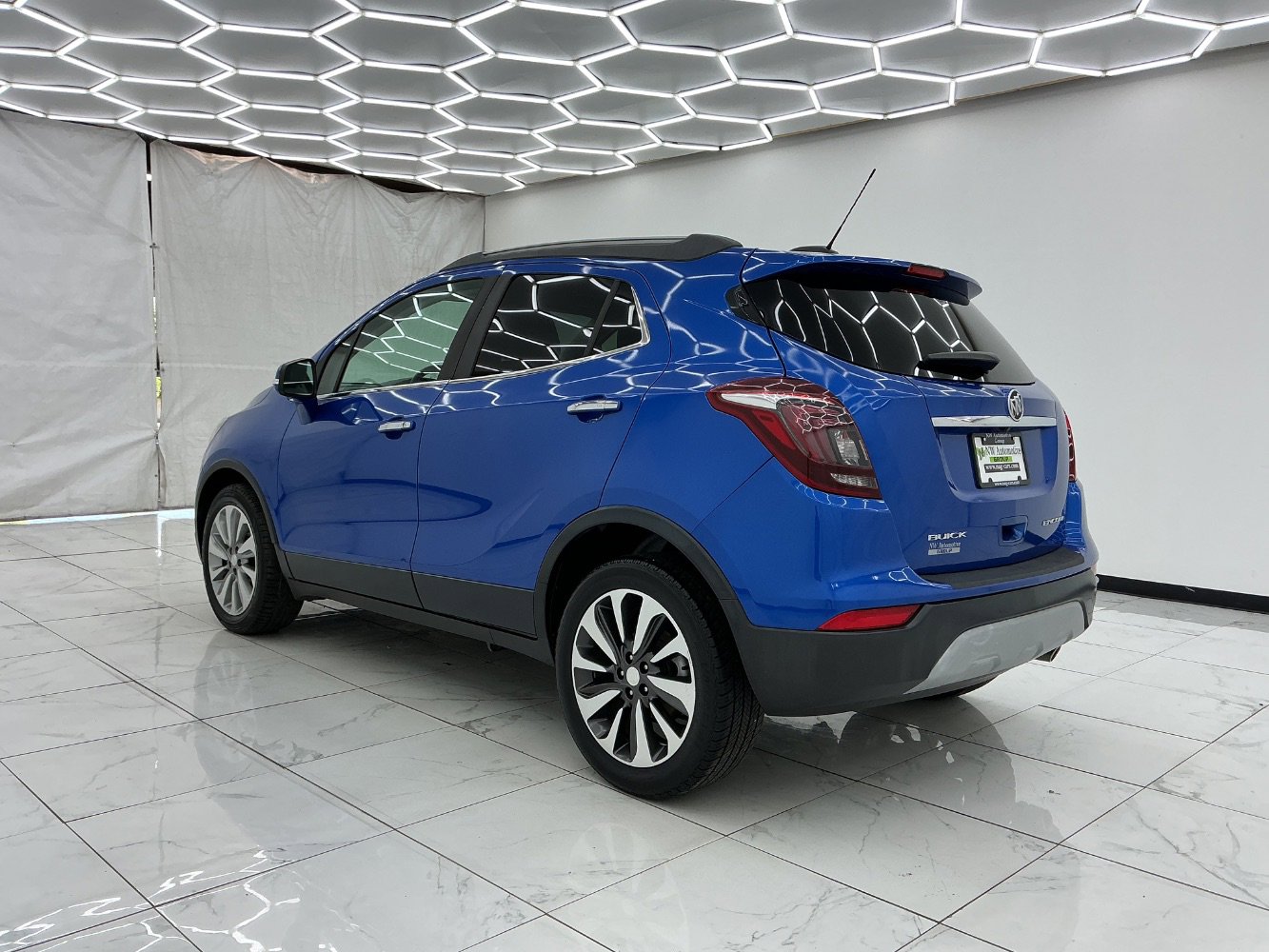 Used 2018 Buick Encore Essence FWD image 12