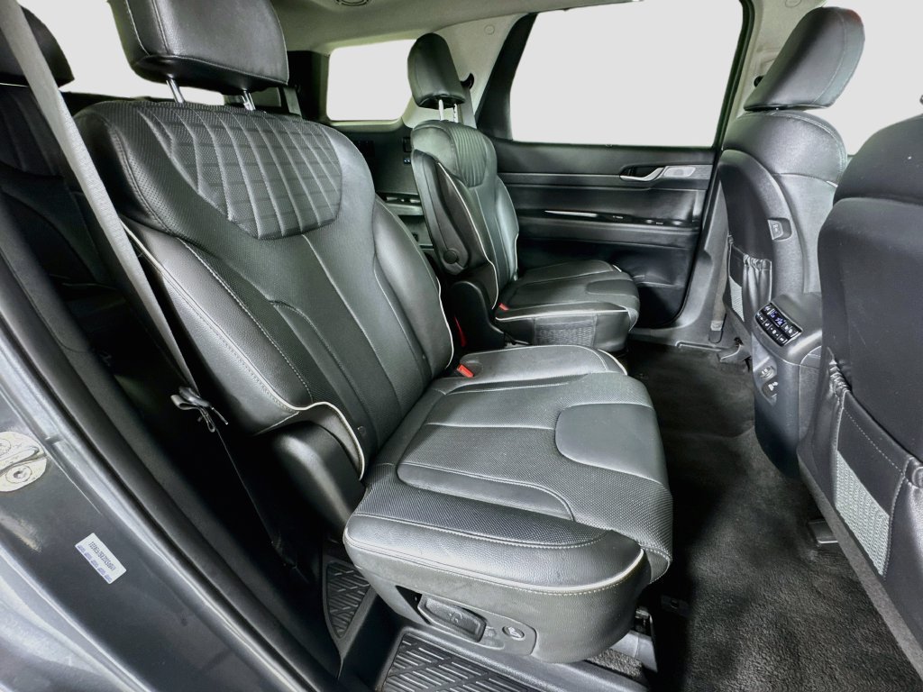 Used 2025 Hyundai Palisade Limited AWD/4WD image 30
