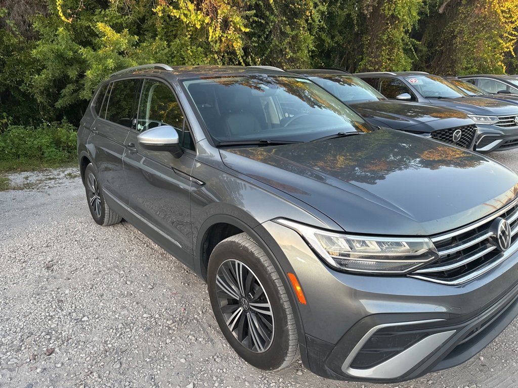 Used 2024 Volkswagen Tiguan Wolfsburg Edition image 3