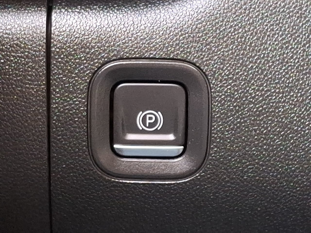 Used 2023 Chevrolet Silverado 1500 Custom w/ LPO, Dark Essentials Package AWD/4WD image 24