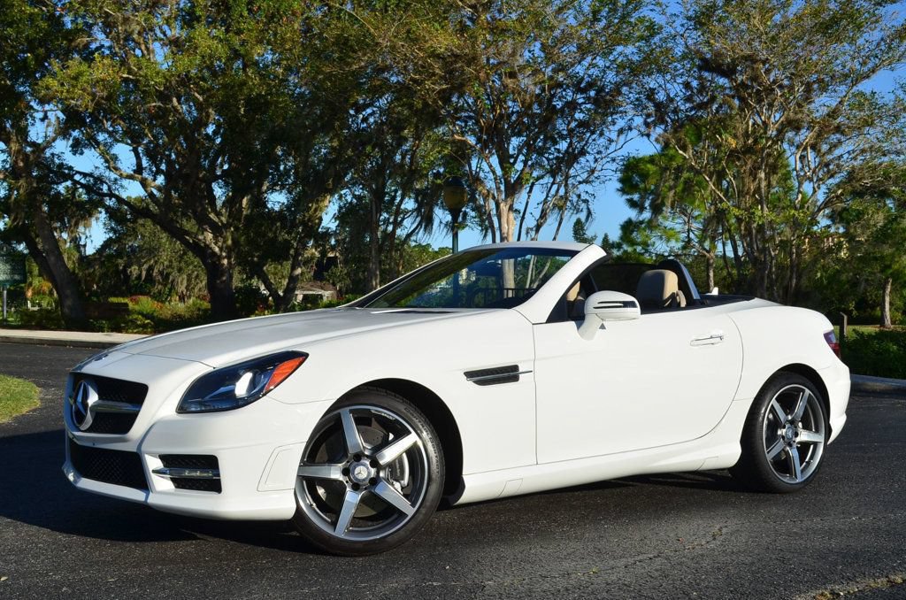 Used 2015 Mercedes-Benz SLK 250 image 23