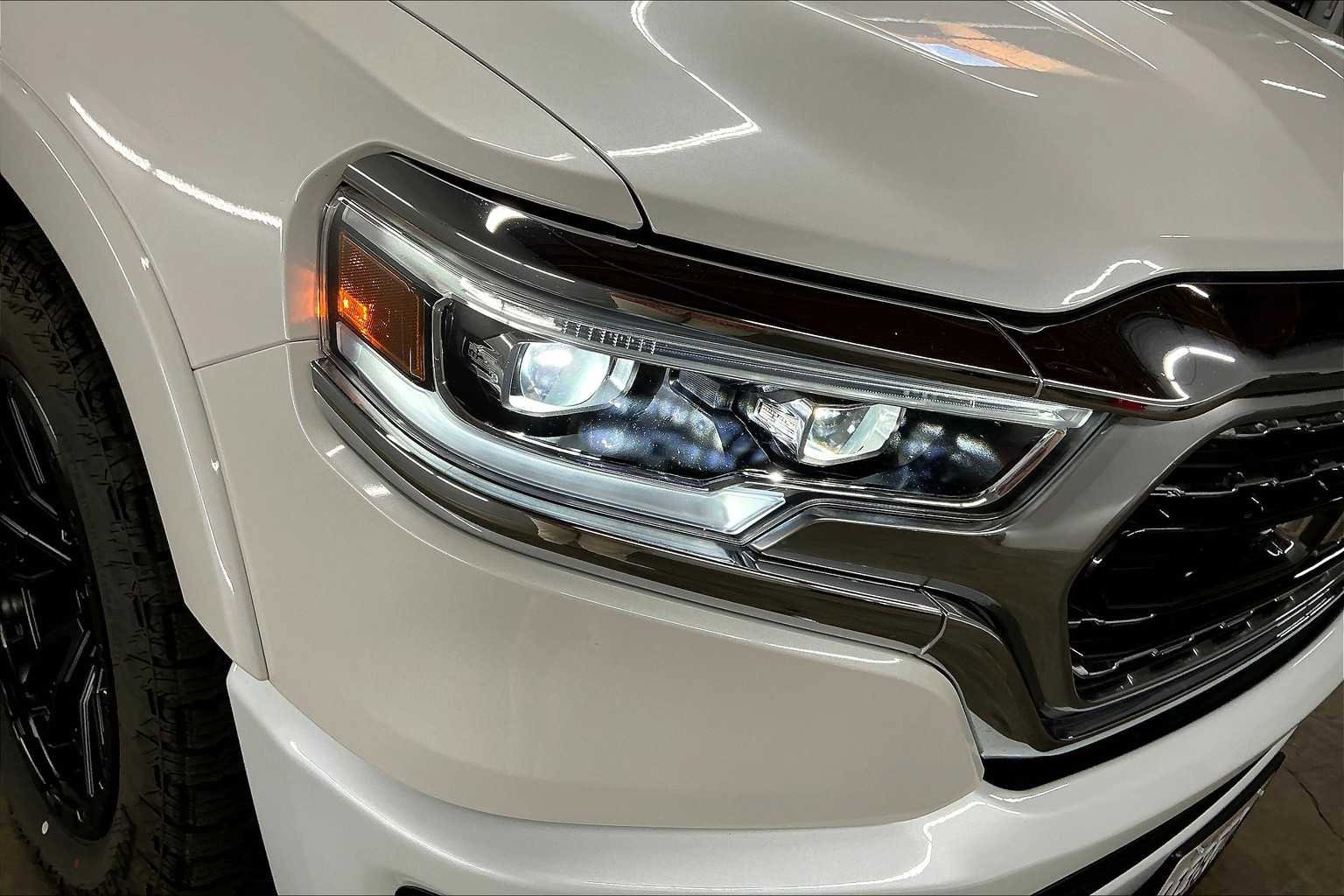 Used 2024 RAM 1500 Limited w/ Trailer Tow Group image 29