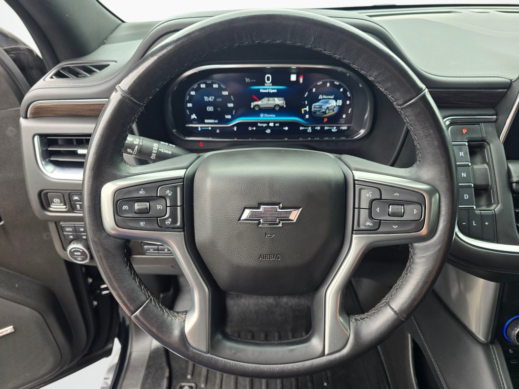 Used 2022 Chevrolet Tahoe Z71 w/ Z71 Off-Road Package AWD/4WD image 14