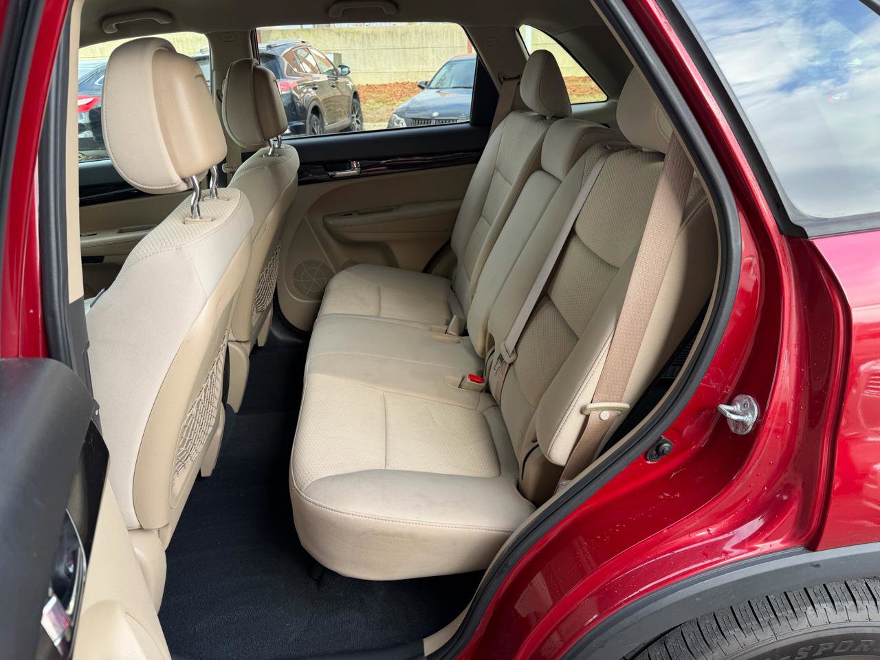 Used 2011 Kia Sorento LX image 13