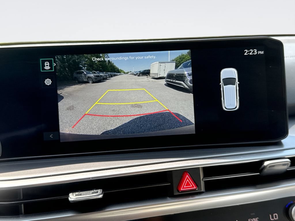 Used 2025 Kia Sorento S w/ Panoramic Sunroof Package FWD image 23