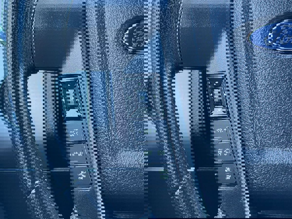 Used 2017 Ford Expedition XLT w/ Equipment Group 202A image 28