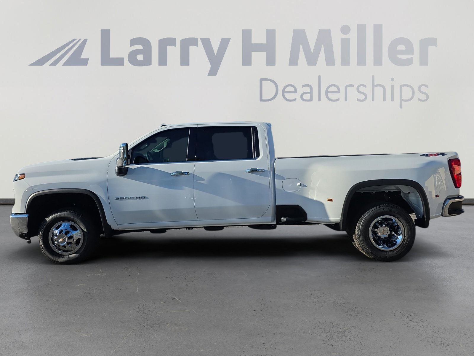 New 2026 Chevrolet Silverado 3500 LTZ w/ LTZ Convenience Package image 2