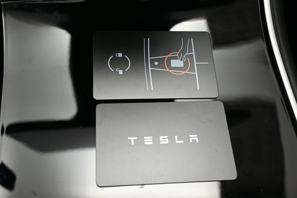 Used 2019 Tesla Model 3 Standard Range Plus image 34