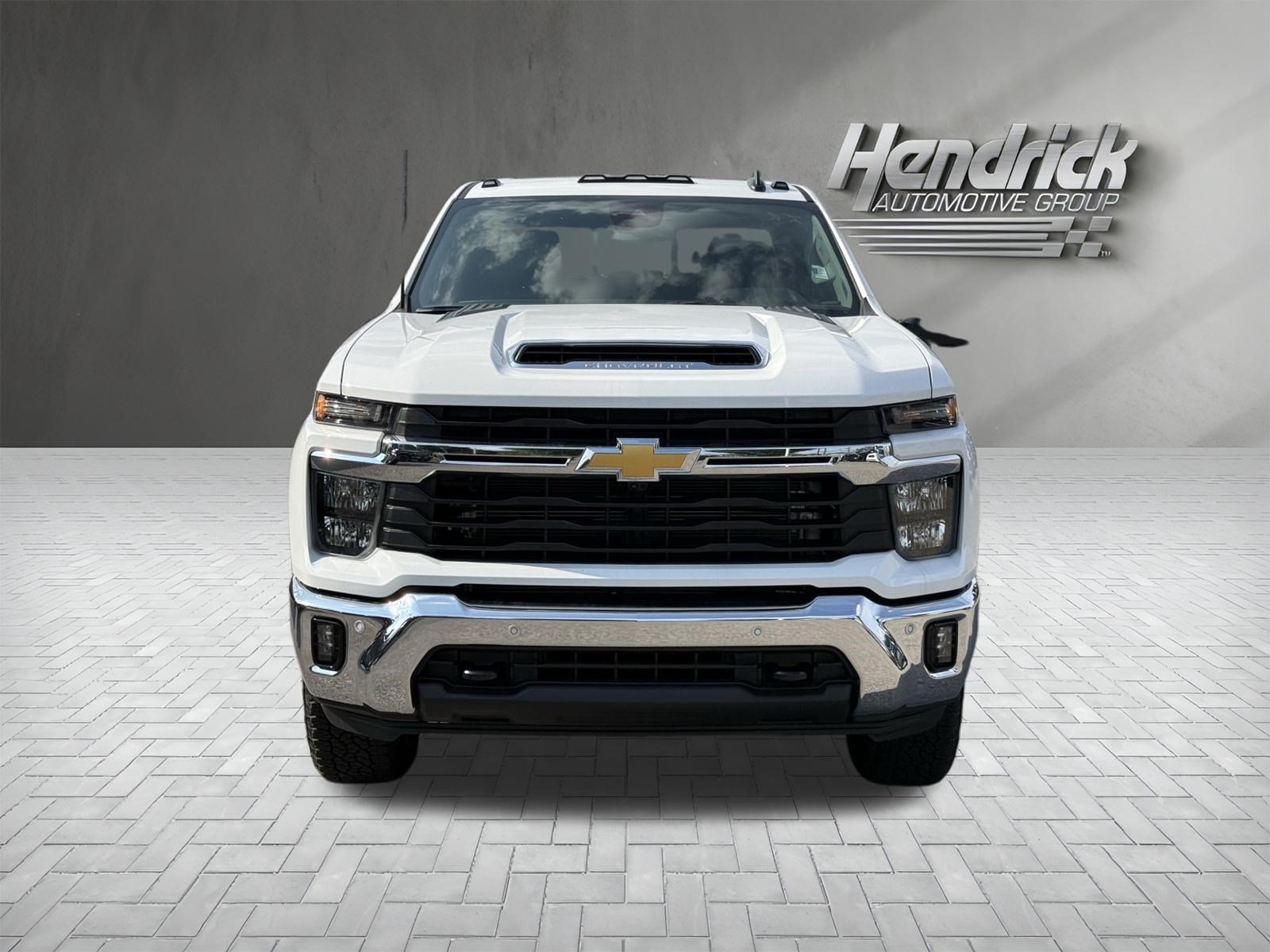 Used 2026 Chevrolet Silverado 2500 LT w/ Safety Package AWD/4WD image 3