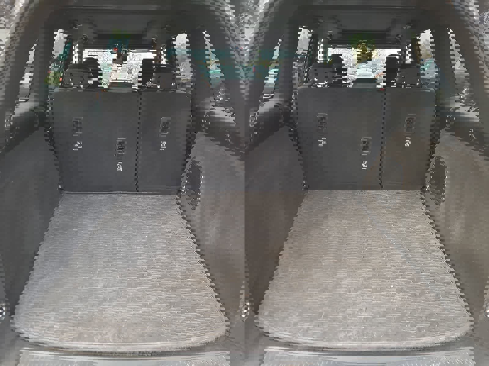 Used 2023 Jeep Grand Cherokee Summit image 27