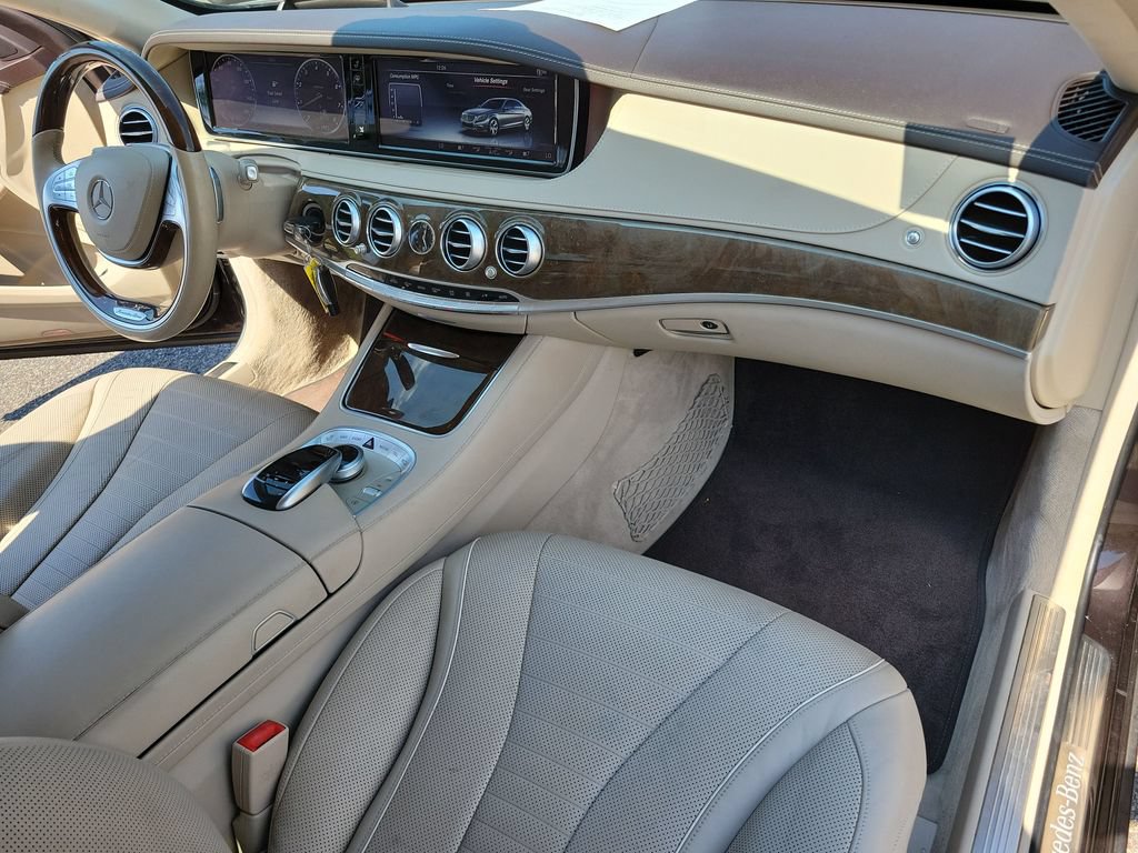 Used 2017 Mercedes-Benz S 550 4MATIC Sedan image 14