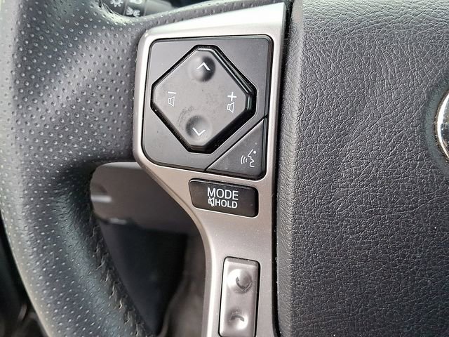 Used 2022 Toyota 4Runner Limited AWD/4WD image 18