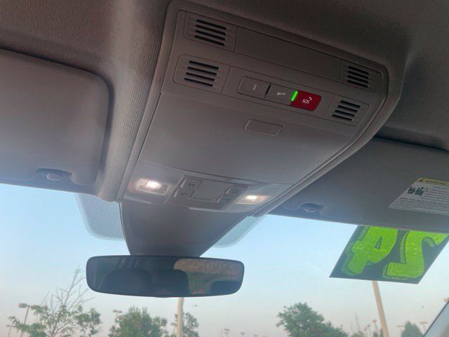 Used 2024 Volkswagen Tiguan SE AWD/4WD image 23