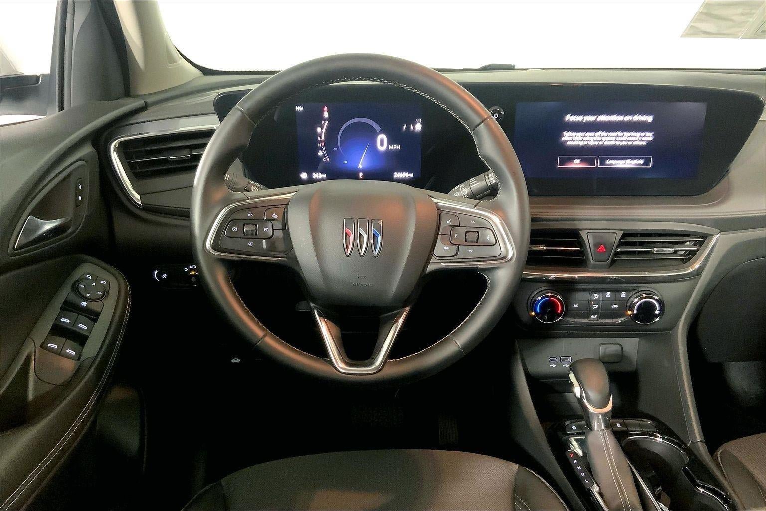 Used 2025 Buick Encore GX Preferred AWD/4WD image 5