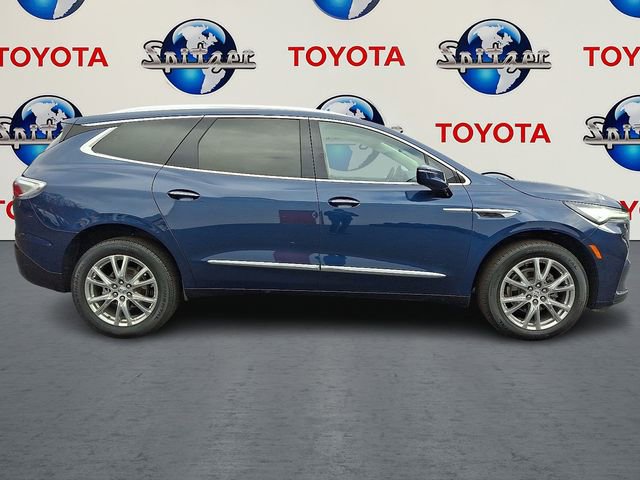 Used 2023 Buick Enclave Essence w/ Experience Buick Package image 8