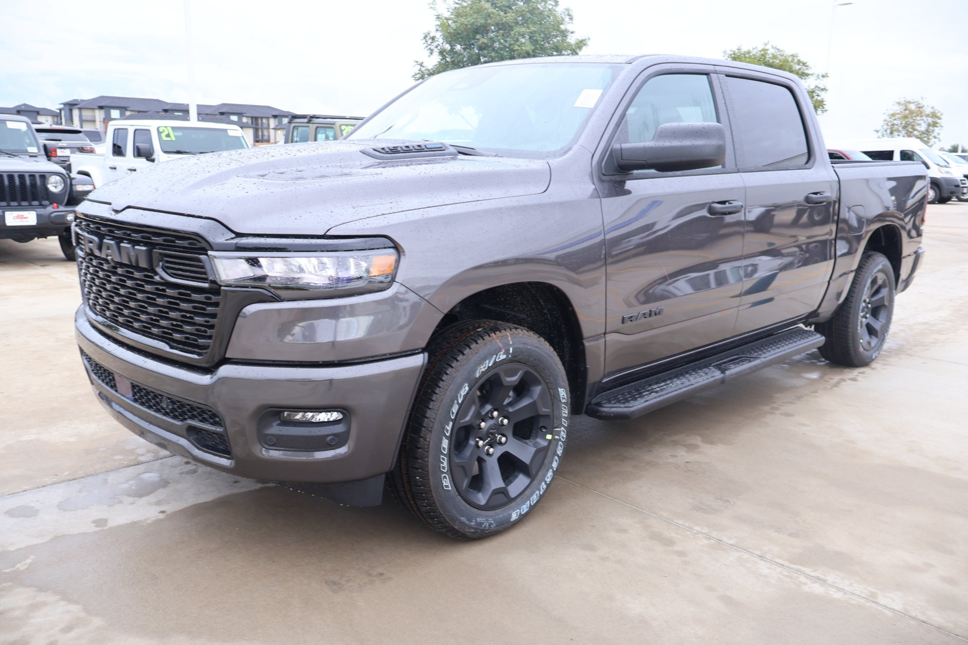New 2027 RAM 1500 Express AWD/4WD image 9