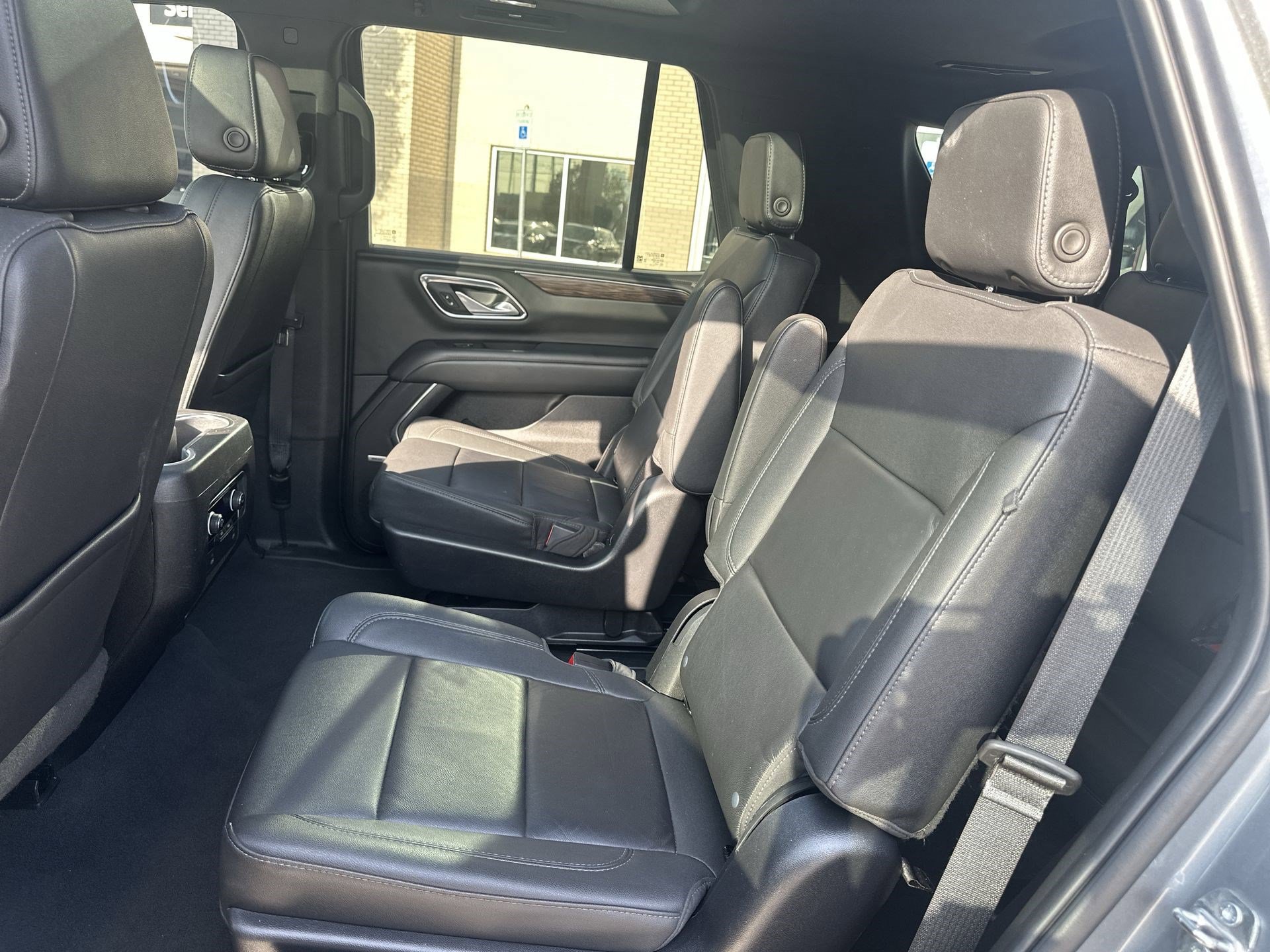 Used 2022 Chevrolet Tahoe Z71 AWD/4WD image 25