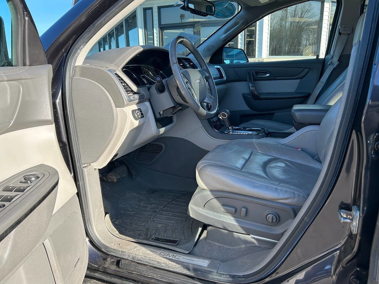 Used 2015 GMC Acadia SLT w/ Open Road Package image 8