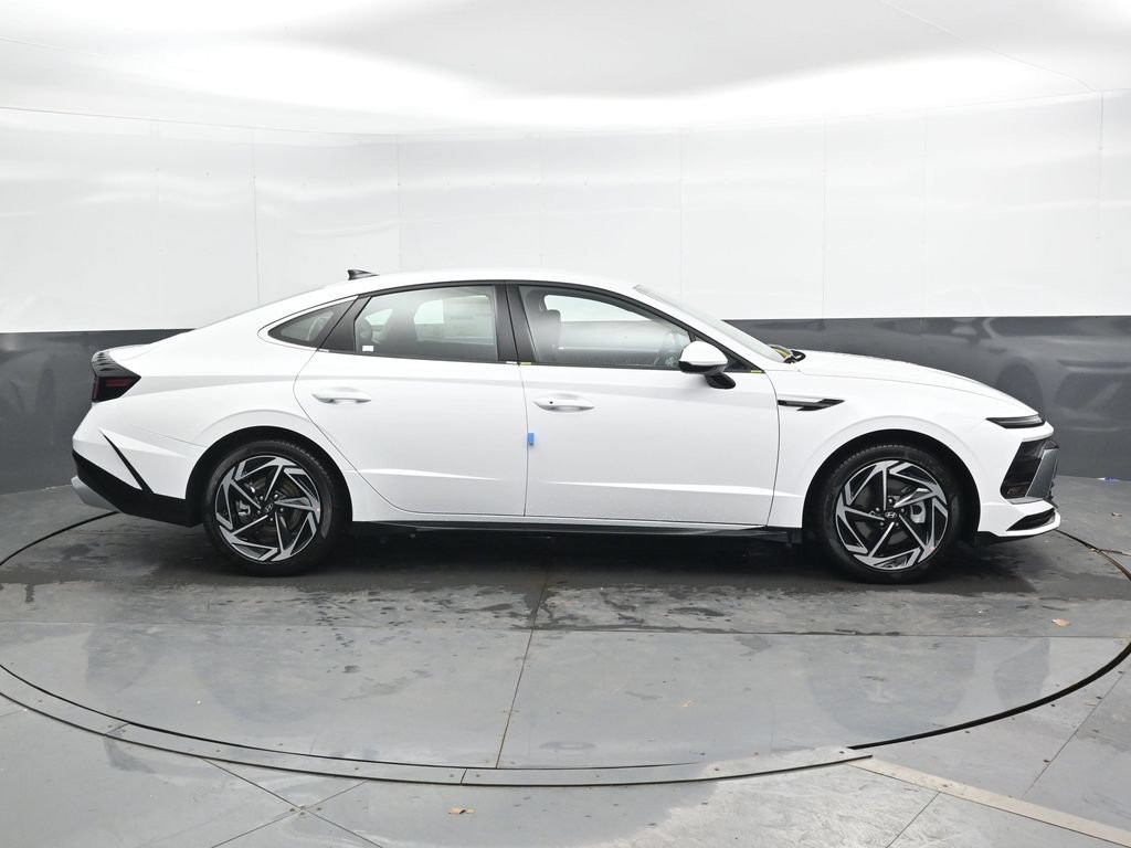 New 2026 Hyundai Sonata SEL AWD/4WD image 3