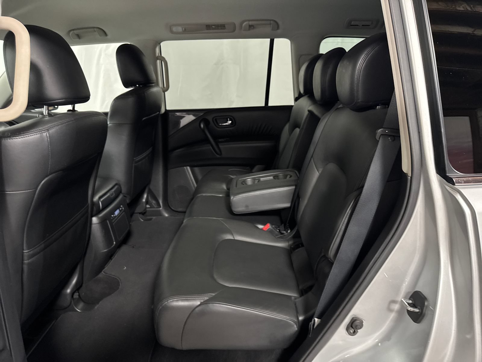 Used 2021 Nissan Armada SV AWD/4WD image 5