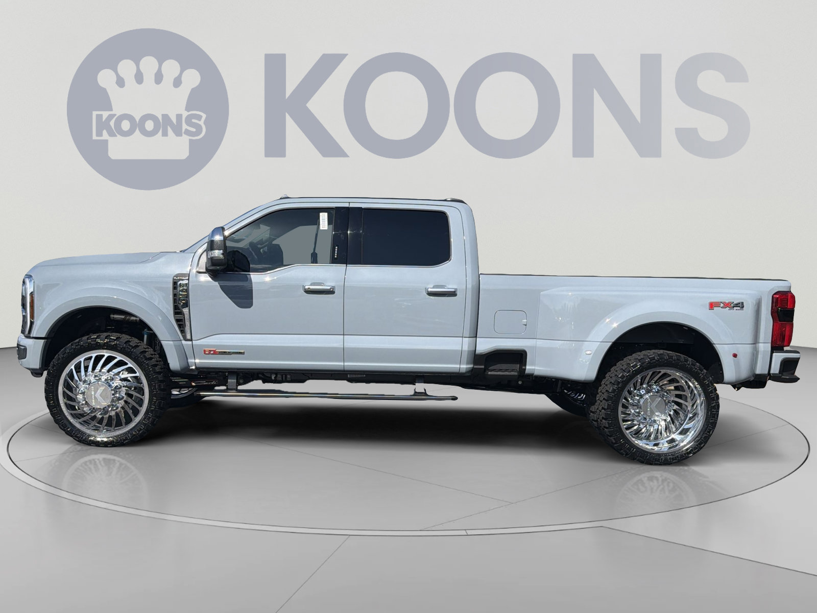 New 2026 Ford F450 Platinum w/ Platinum Plus Package AWD/4WD image 2