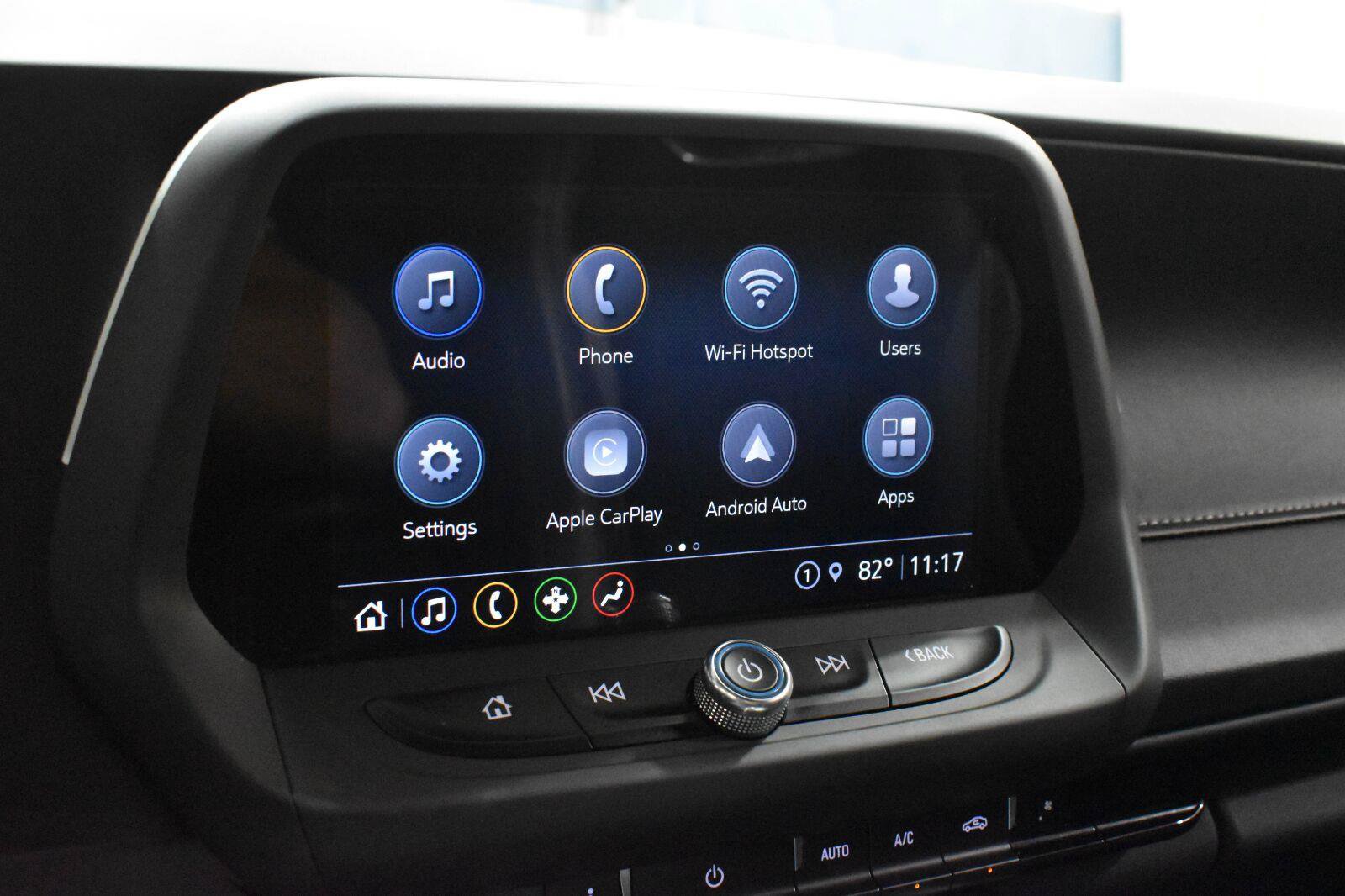 Used 2021 Chevrolet Camaro LT RWD image 10