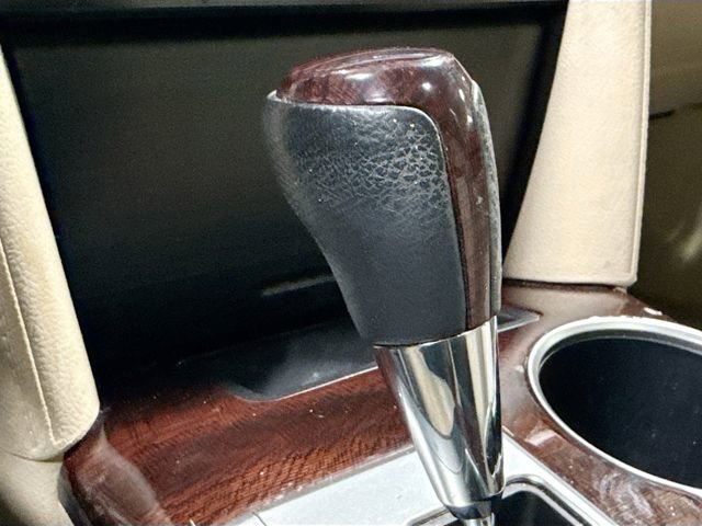 Used 2014 Toyota Camry XLE image 18