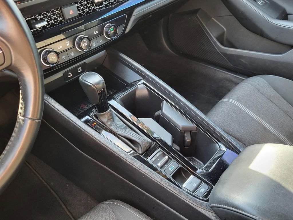Used 2024 Honda Accord Sport image 29