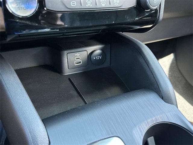 New 2025 Ford Escape SE image 27