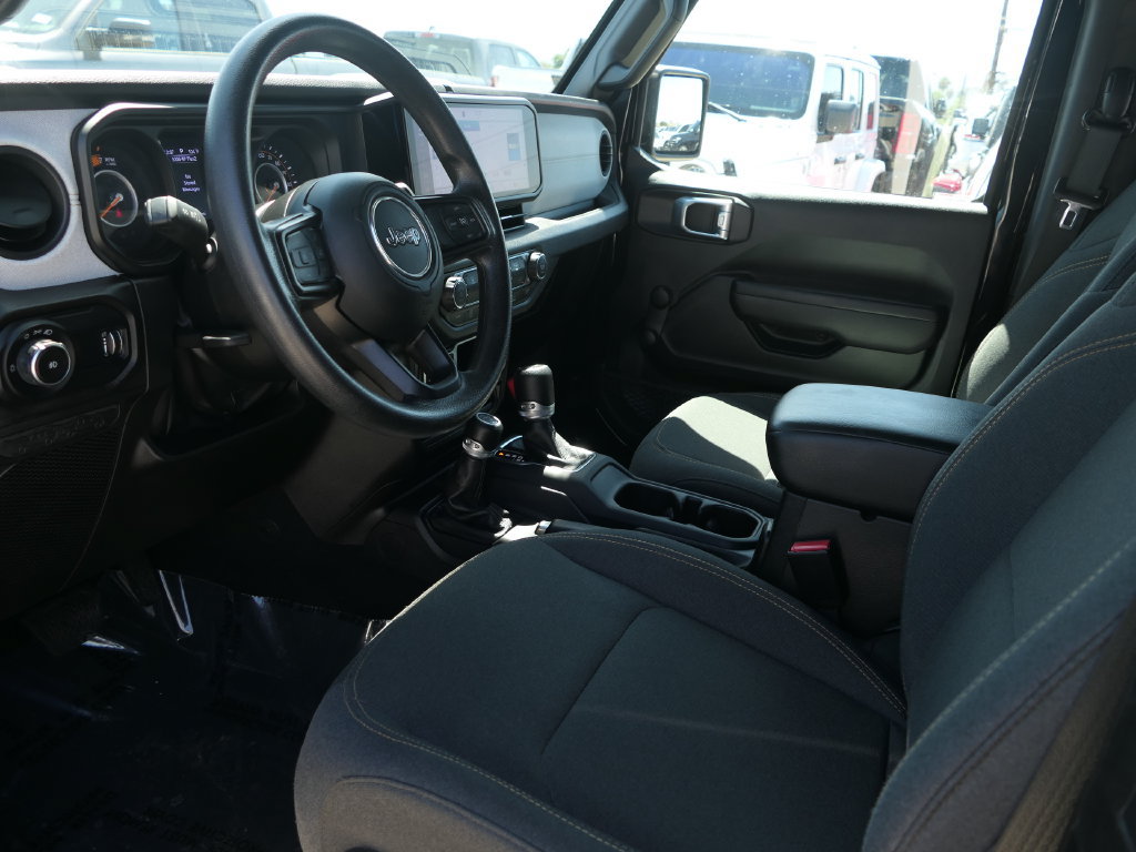 Used 2024 Jeep Wrangler Sport AWD/4WD image 10