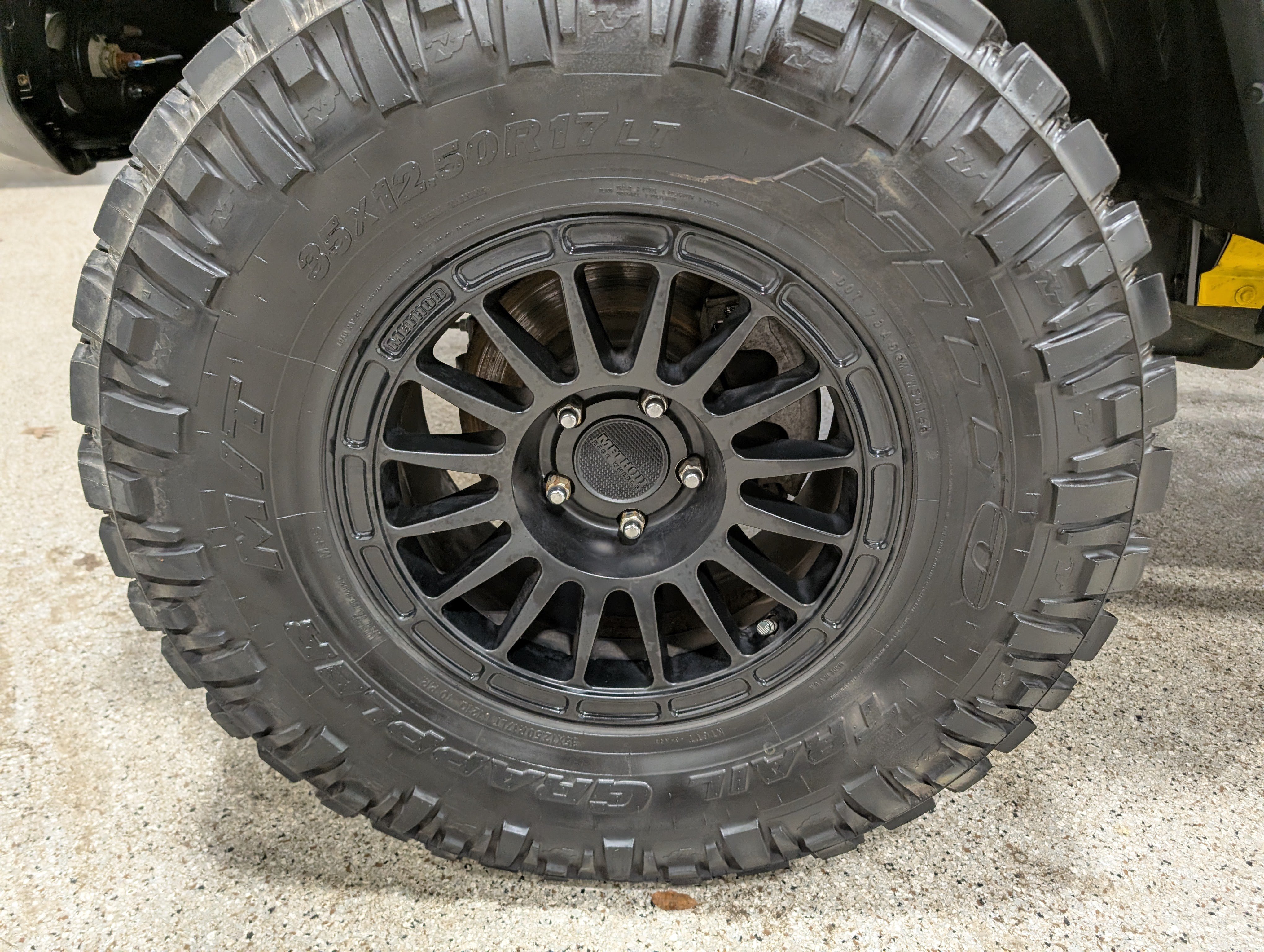 Used 2019 Jeep Wrangler Sport AWD/4WD image 9