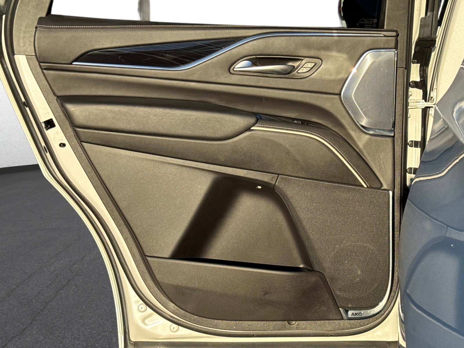 Used 2024 Cadillac Escalade V image 13